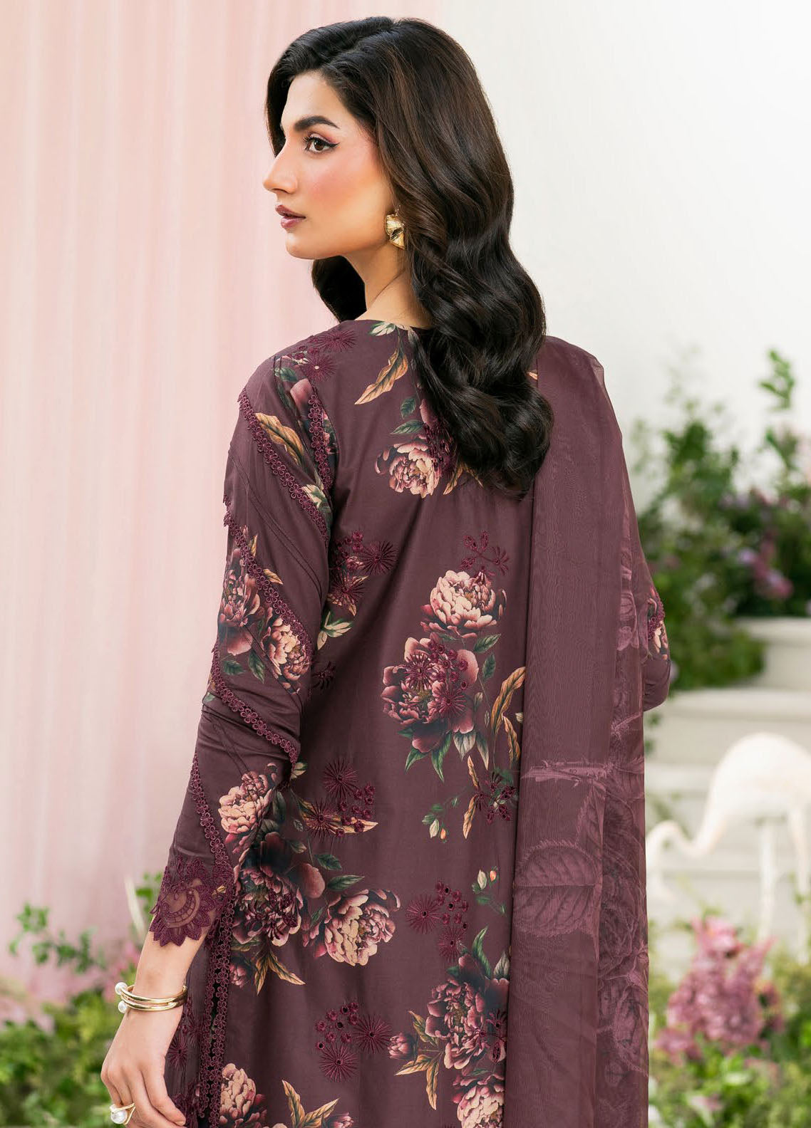 Iznik Embroidered Lawn Suits Unstitched 3 Piece IZ25FE IFE-10