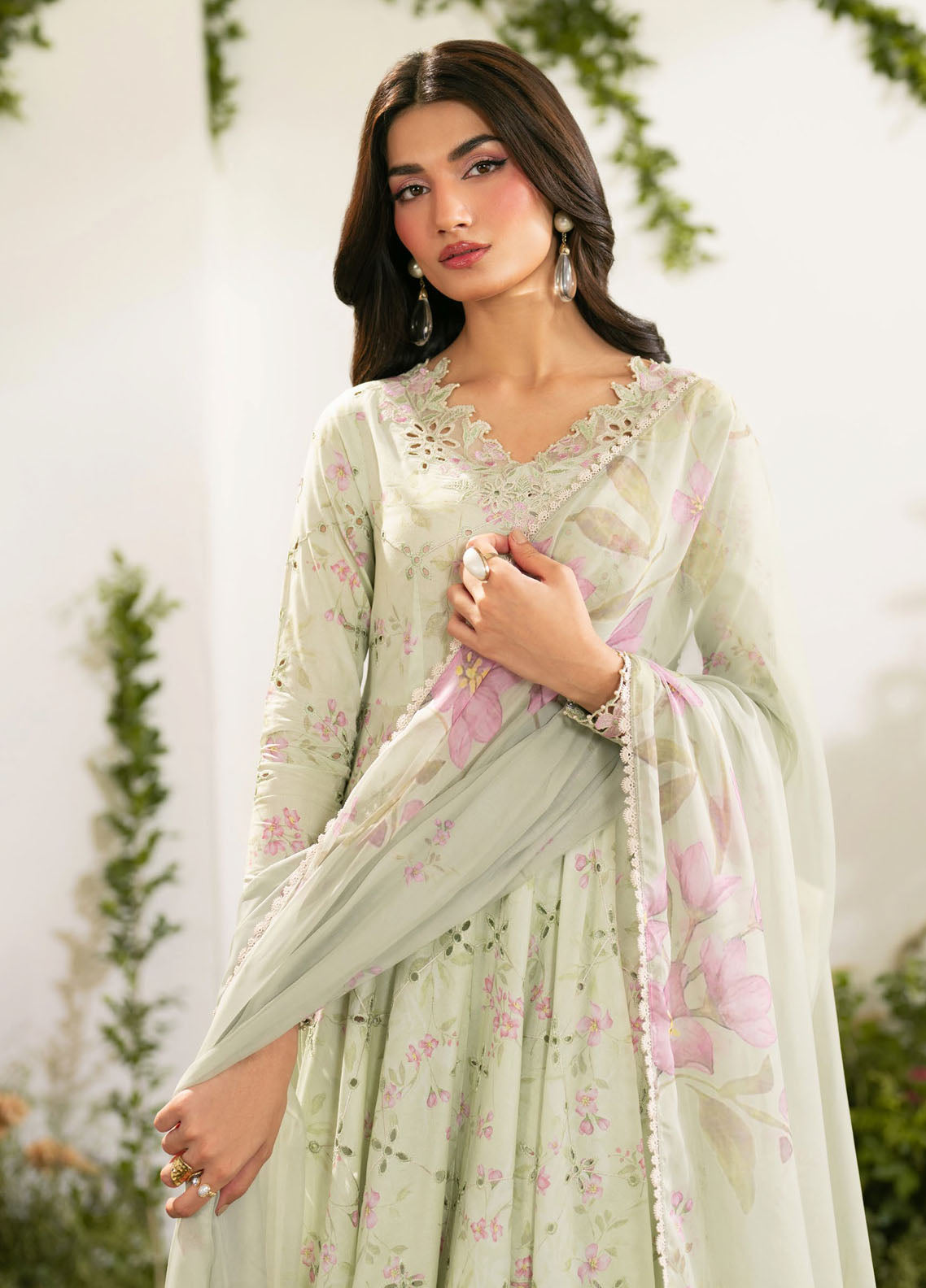 Iznik Embroidered Lawn Suits Unstitched 3 Piece IZ25FE IFE-11