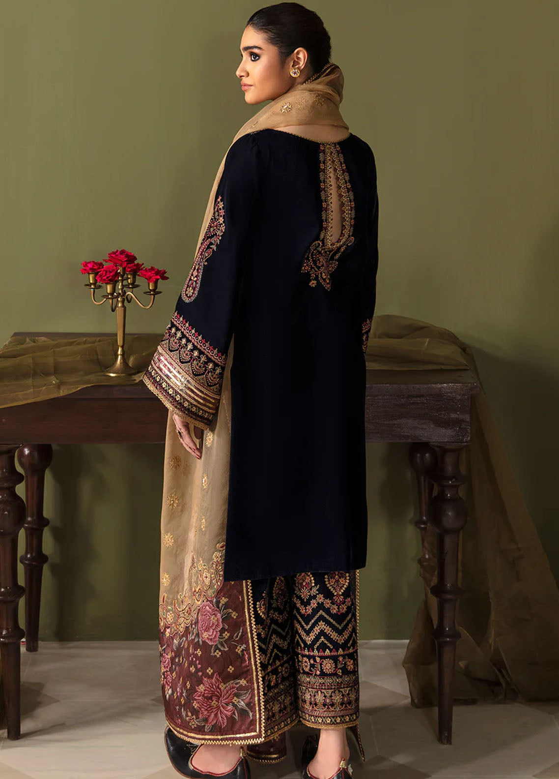 JahanAra By Baroque Luxury Velvet Collection 2023 UF-469