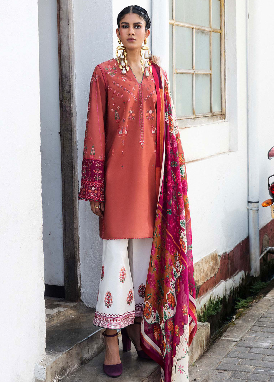 Jugnu by Hussain Rehar Embroidered Lawn Suit Unstitched 3 Piece HRR25JS D-07 Panjnad