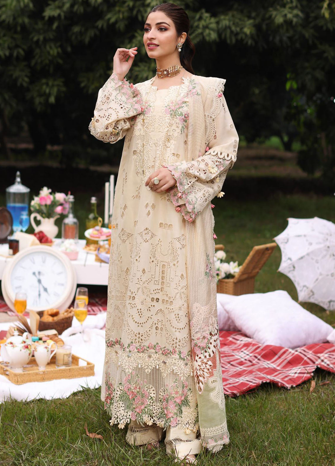 Kahf Festive Luxury Lawn Collection 2024 KFL-07 Shireen