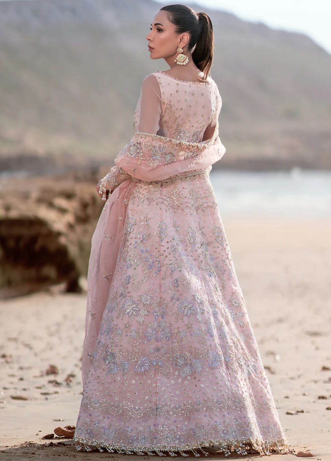 Kamari By Emaan Adeel Reveuse Wedding Formal Collection 2024 Amour