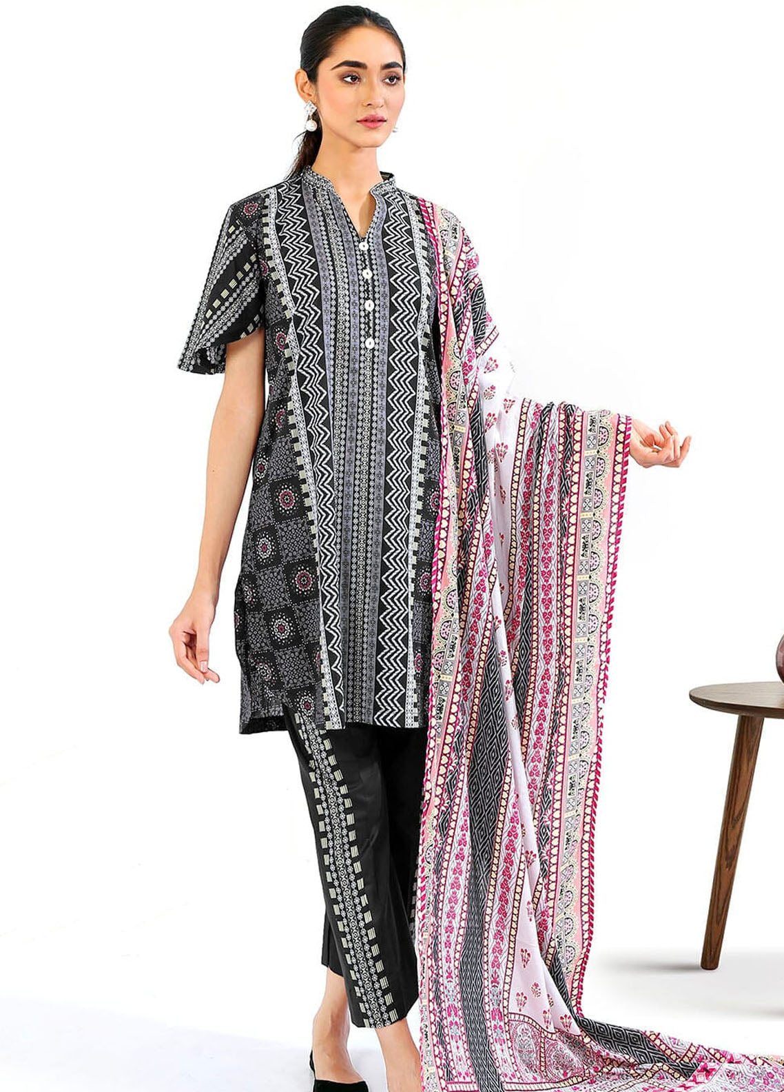 Khas Monochrome Unstitched Lawn Collection 2023 KLA-1998