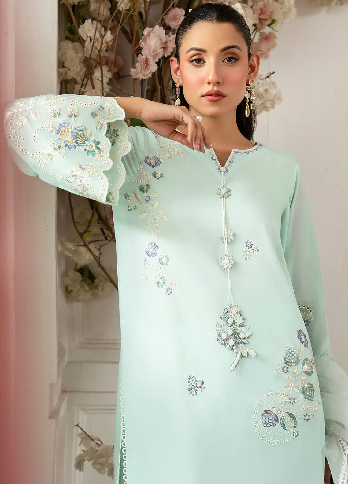 Kiana by Imrozia Pret Embroidered Lawn 2 Piece Suit SP-73 Dina