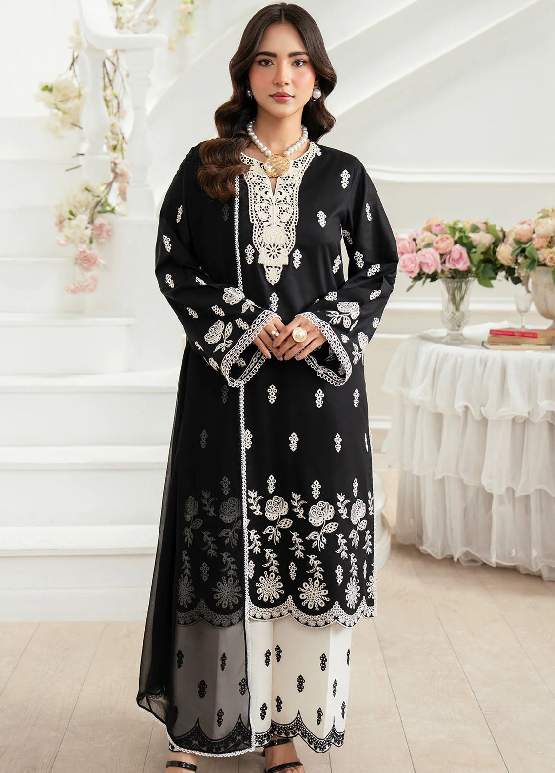 Kiana by Imrozia Pret Embroidered Lawn 2 Piece Suit SP-86 Calla