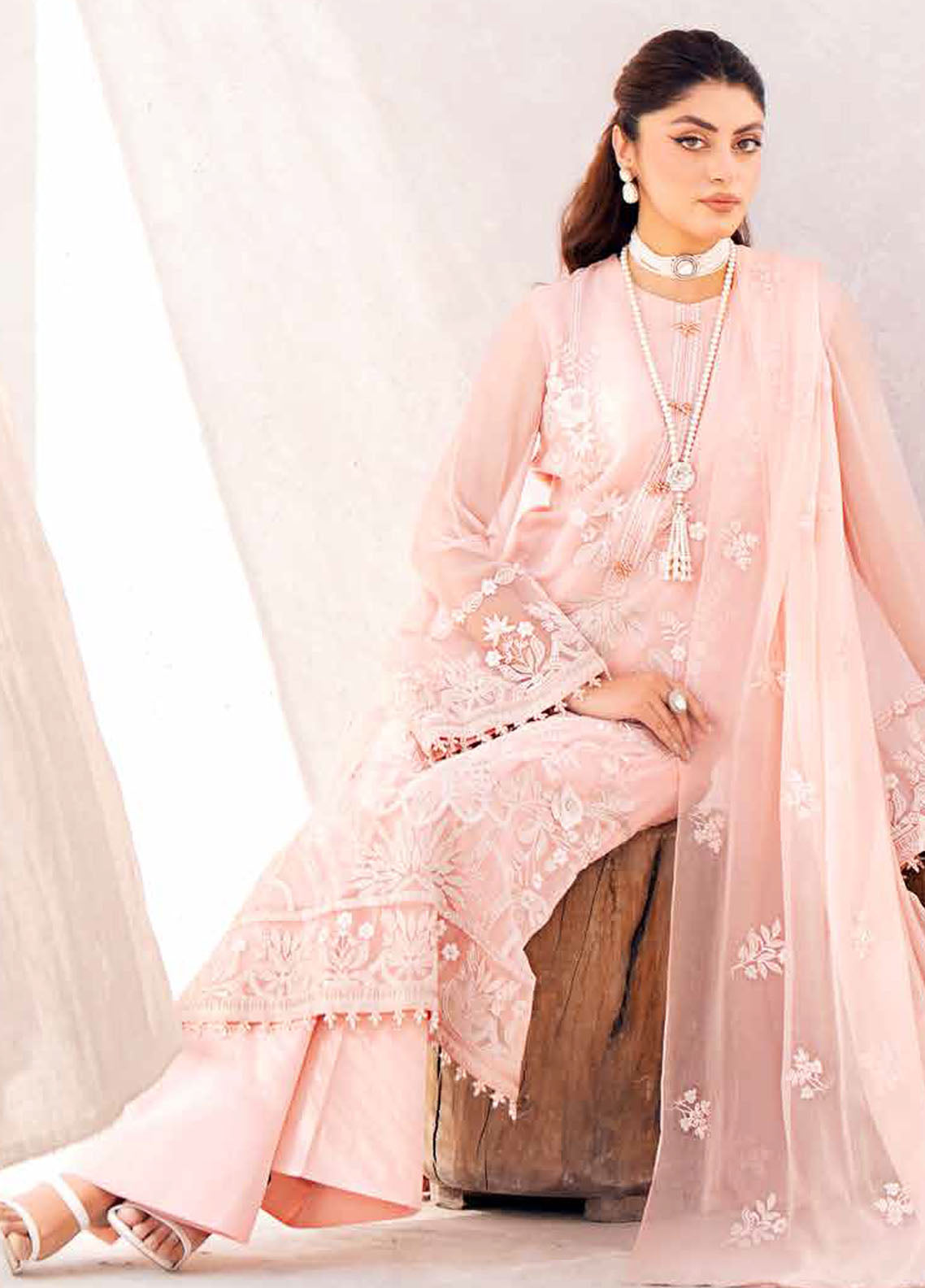 Kuch Khas By Flossie Luxury Chiffon Collection 2024 Vol-15 K-1502 Mirha