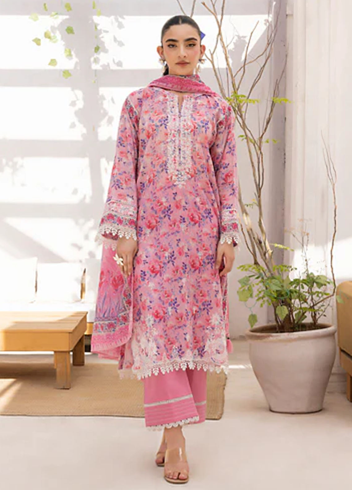 Lakhany Embroidered Lawn Suits Unstitched 3 Piece LSM25ES LG-AR-0158