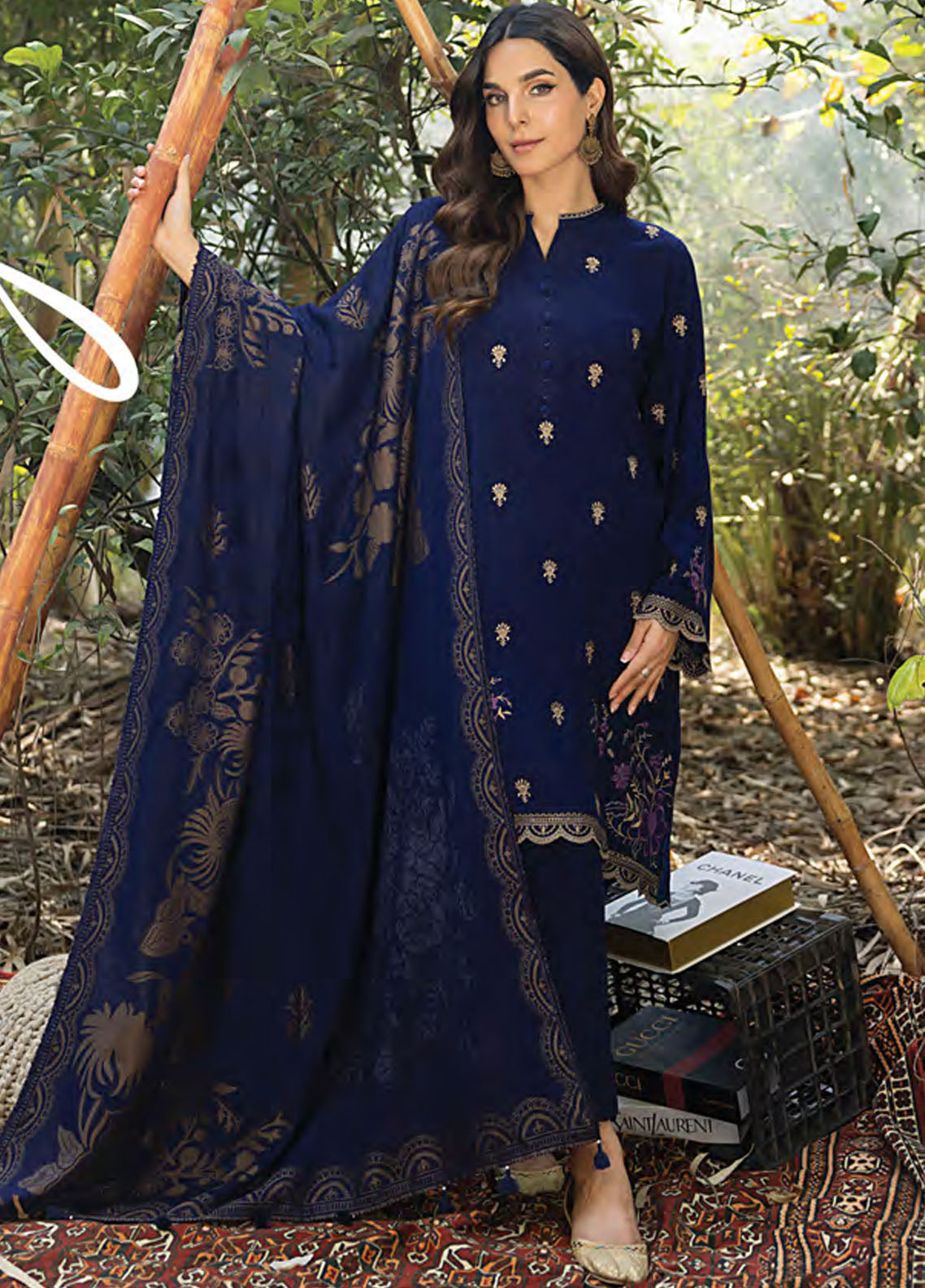 Lakhany Unstitched Luxury Winter Collection 2024 LG-AR-0101