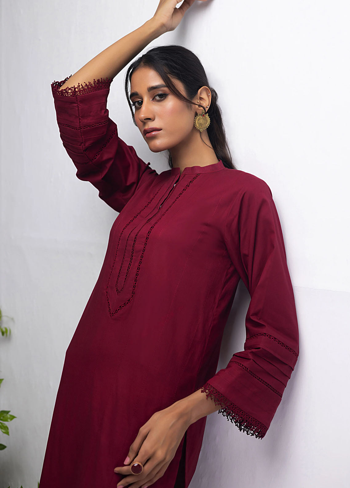 Lakhany Pret Embroidered Cambric 2 Piece Suit LG-SK-0092