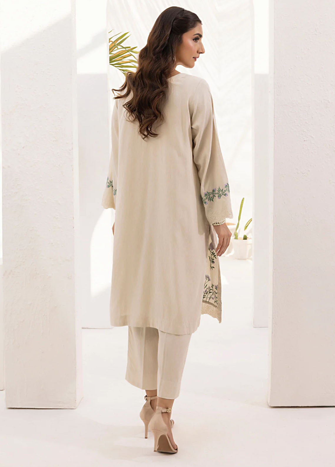 Lakhany Pret Embroidered Jacquard 2 Piece Suit LG-IZ-0273