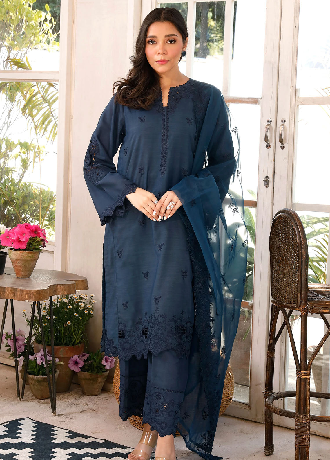 Lakhany Pret Embroidered Raw Silk 3 Piece Suit LG-IZ-0121