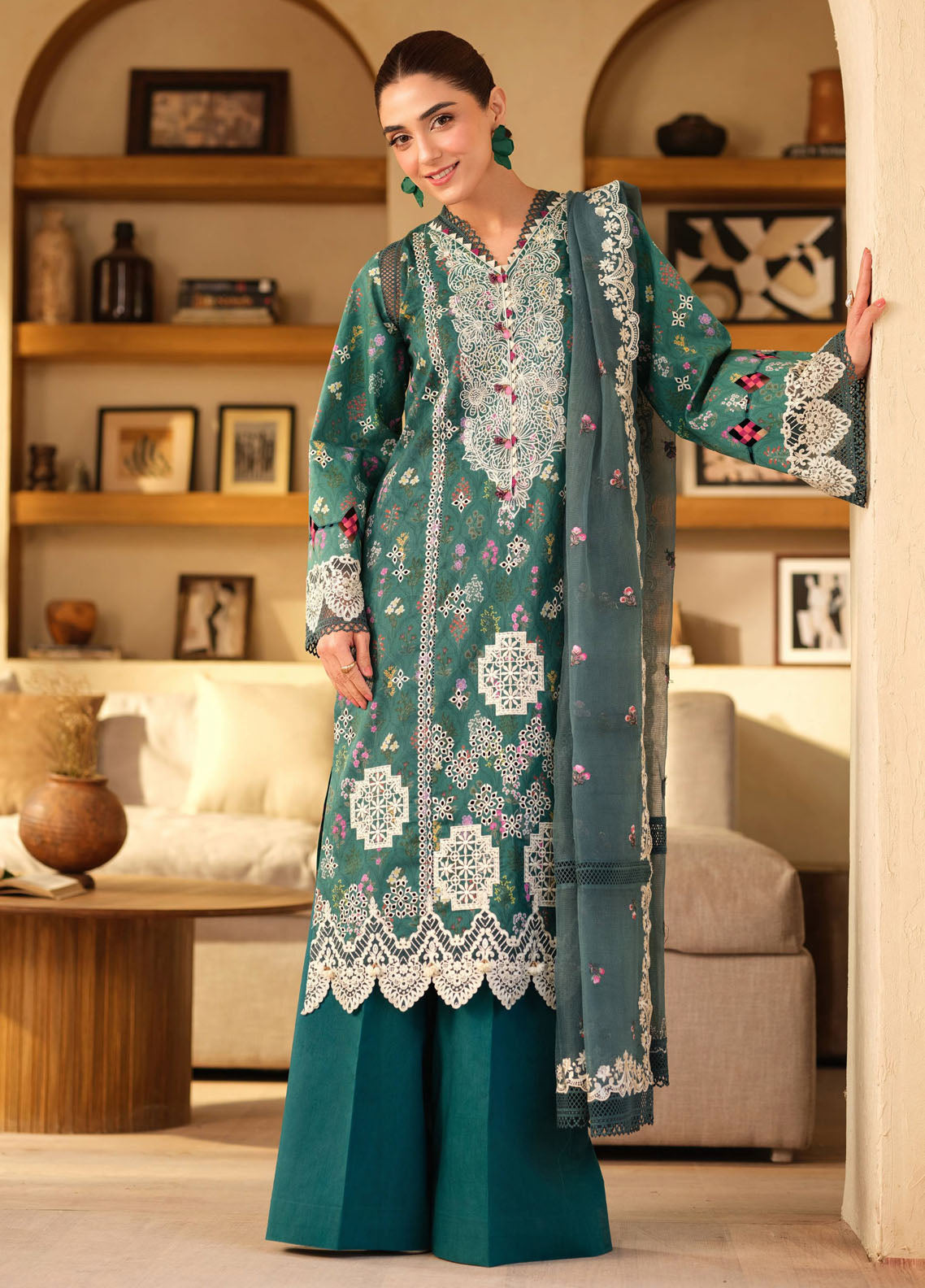 Maryum Hussain Embroidered Lawn Suit Unstitched 3 Piece D-05 Seashell