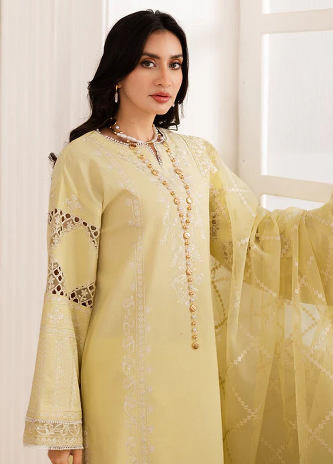 Mira by Freesia Premium Embroidered Lawn Suits Unstitched 3 Piece FRE25M FS50104 Hayat