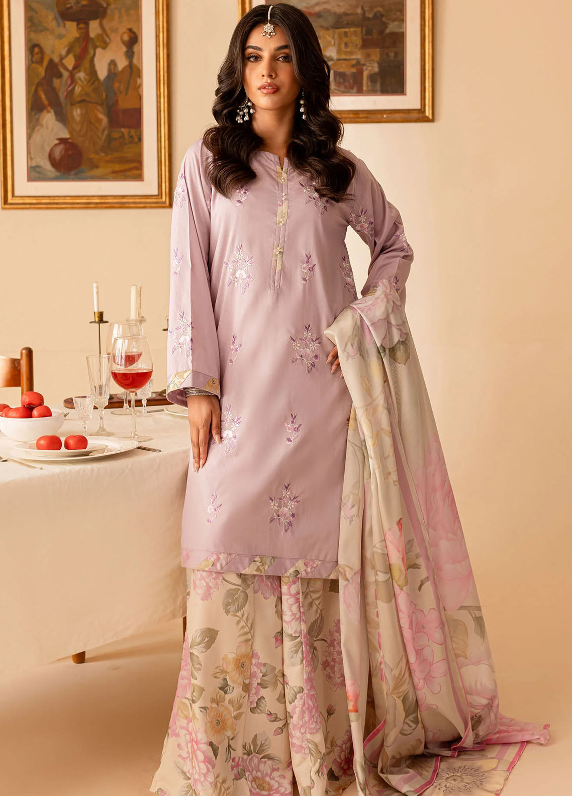 Mannat Pret Embroidered Lawn 3 Piece Suit Amrya