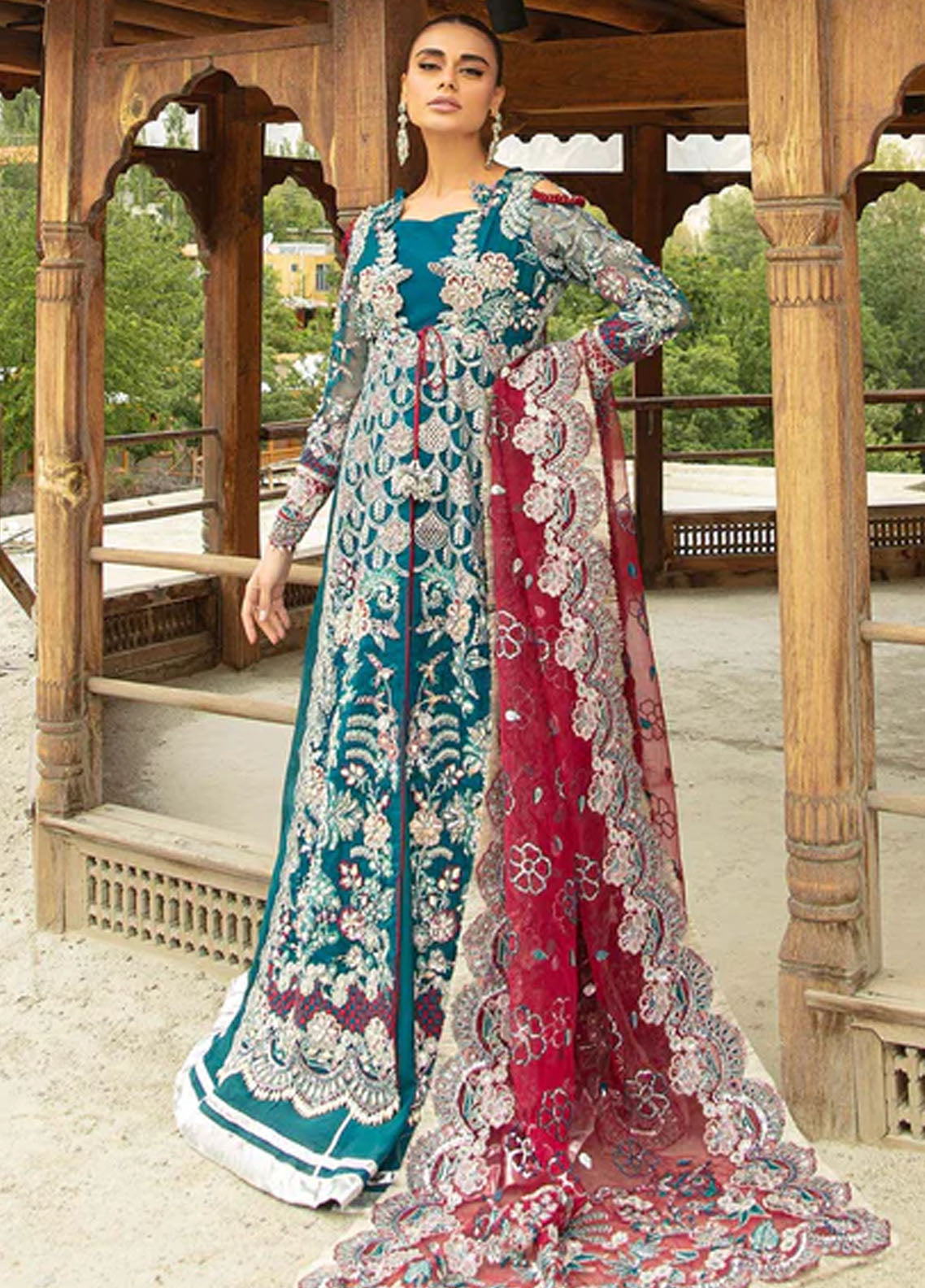 Marwa By Maryam Hussain Luxury Formals Collection 2023 Gulbano
