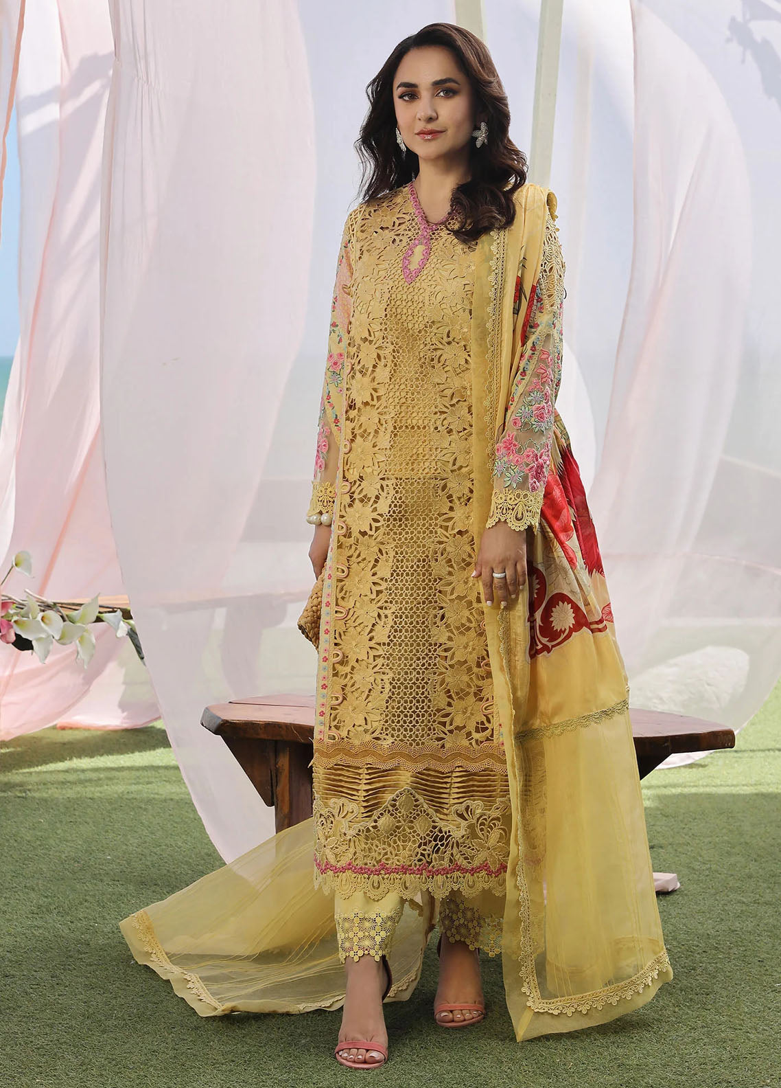 Maryam Hussain Unstitched Luxury Lawn Collection 2024 D-07 Tropica