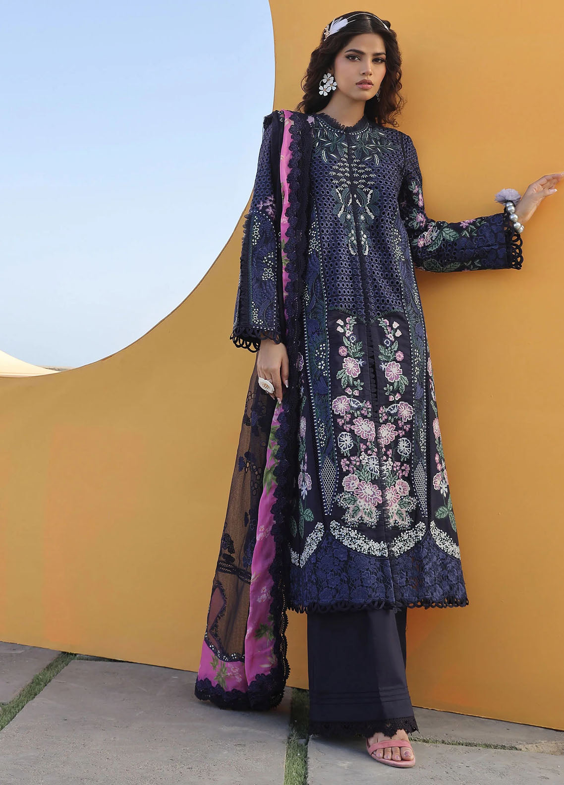 Maryam Hussain Unstitched Luxury Lawn Collection 2024 D-08 Zoya