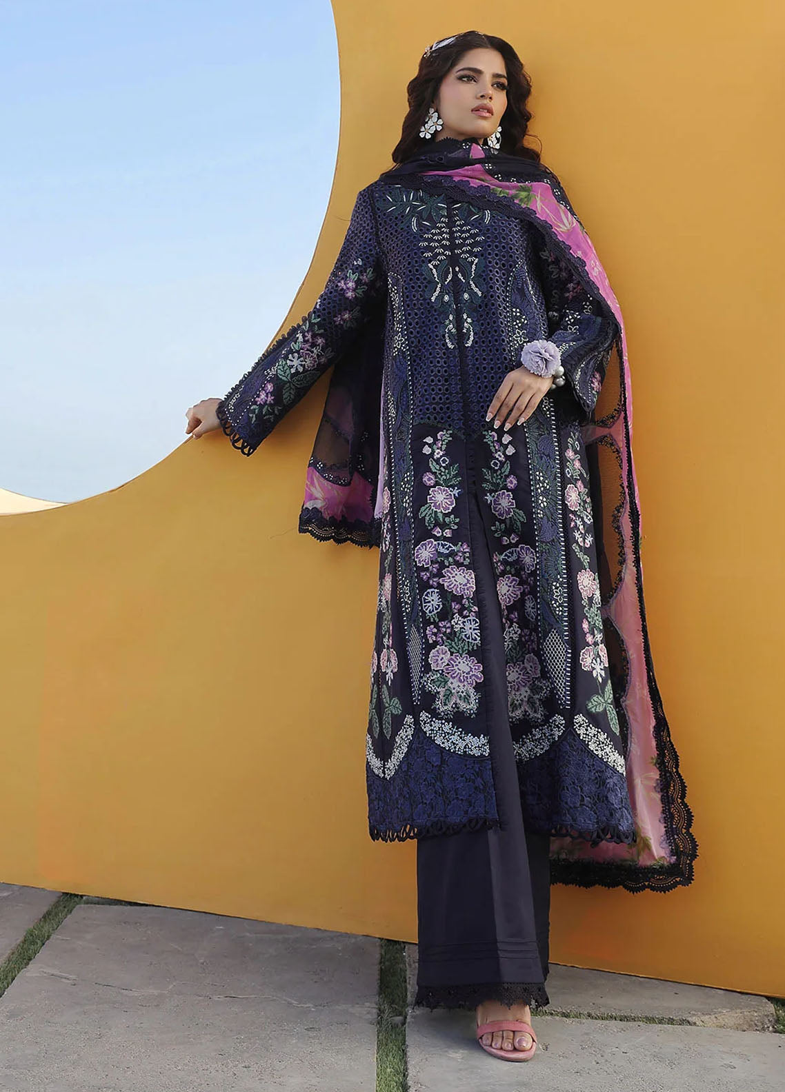 Maryam Hussain Unstitched Luxury Lawn Collection 2024 D-08 Zoya