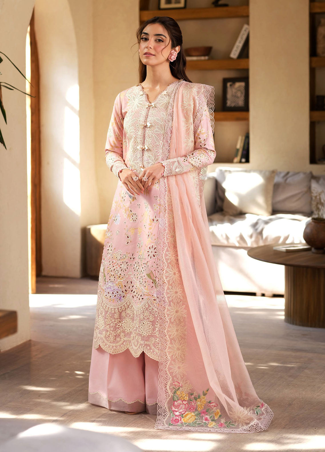 Maryum Hussain Embroidered Lawn Suit Unstitched 3 Piece D-01 Dimple