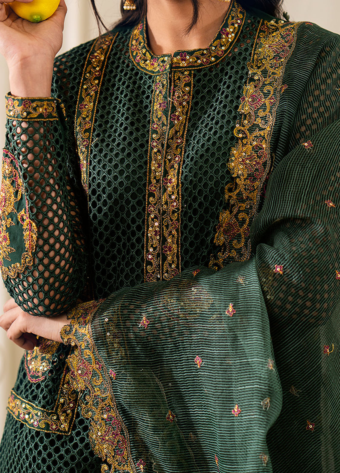 Maryum N Maria Eid Ul Azha Luxury Lawn Collection 2024 Chapter-2 MS24613 Masika