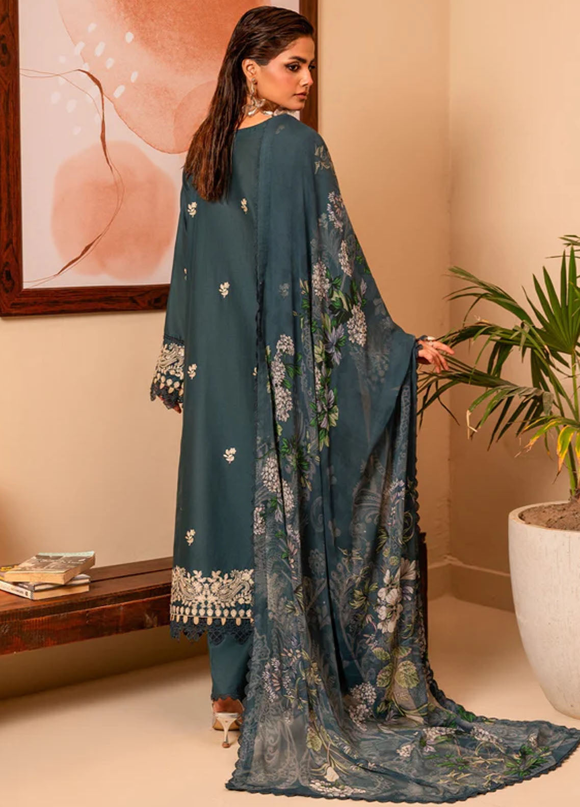 Meerak Pret Embroidered Cotton 3 Piece Suit Parisa
