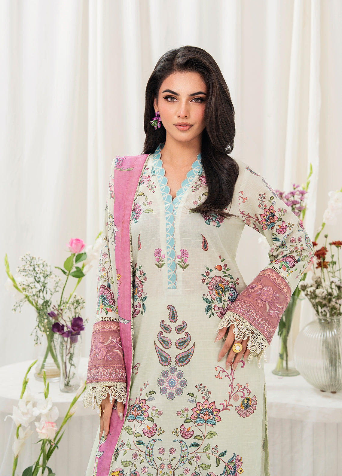 Meerak Pret Embroidered Lawn 3 Piece Suit Gardian