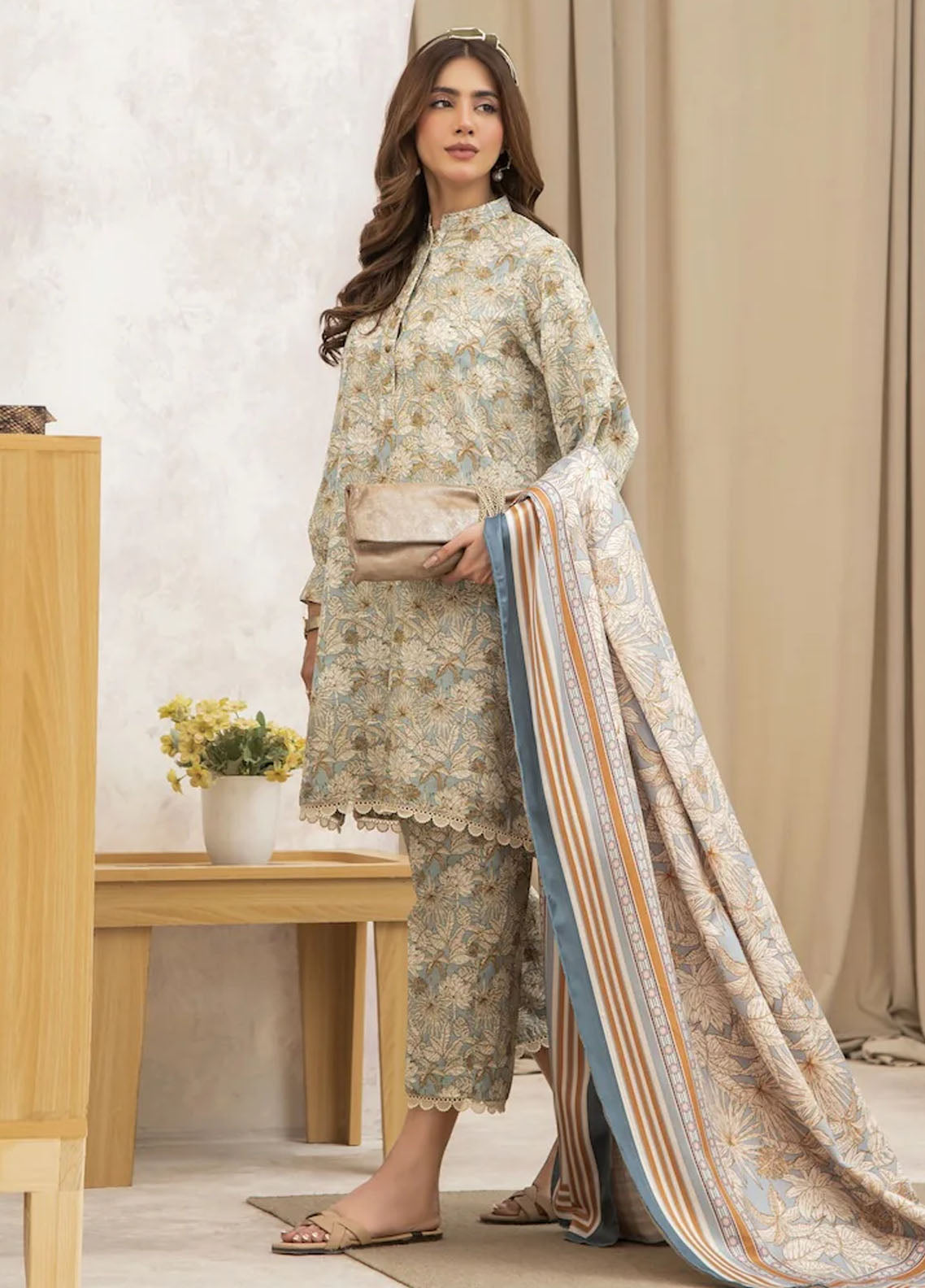 Meerak Pret Printed Khaddar 3 Piece Suit Frost Flower