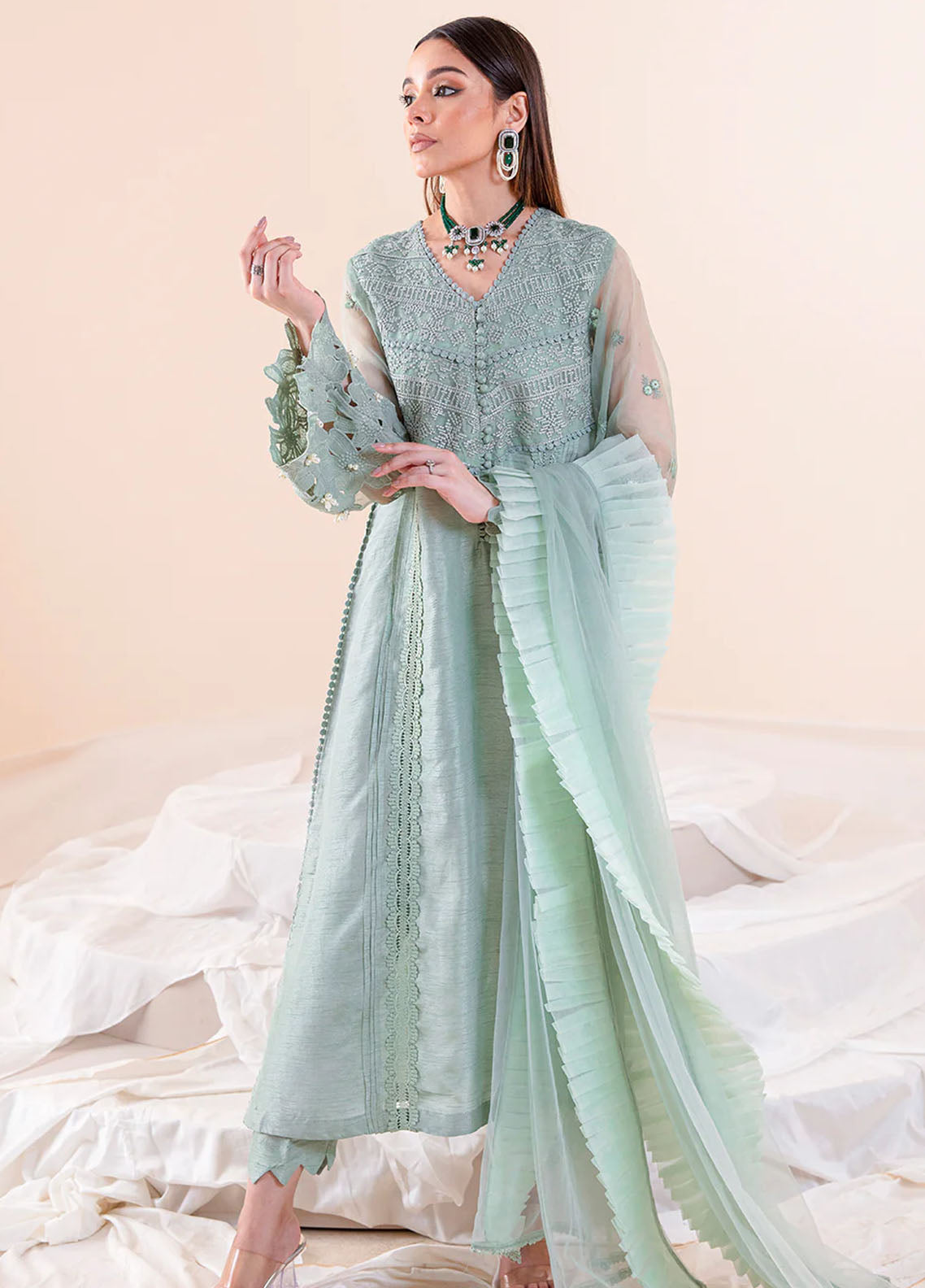 Mehak Yaqoob Pret Embroidered Raw Silk 3 Piece Suit Miynte