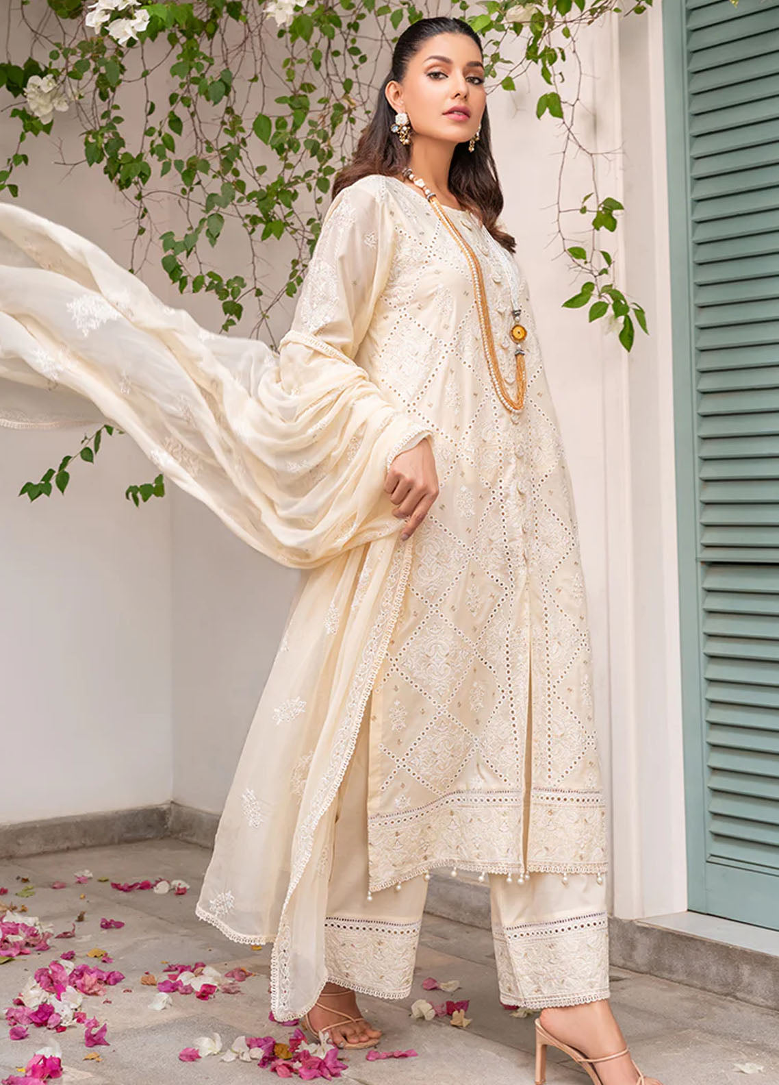 Mehro Maah By Addee Unstitiched Lawn Collection 2024 USA-1063