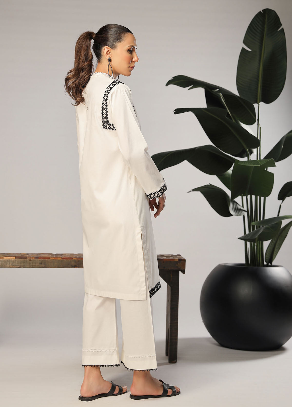 Shahzeb Textiles Pret Embroidered Jacquard 2 Piece Suit Artistic