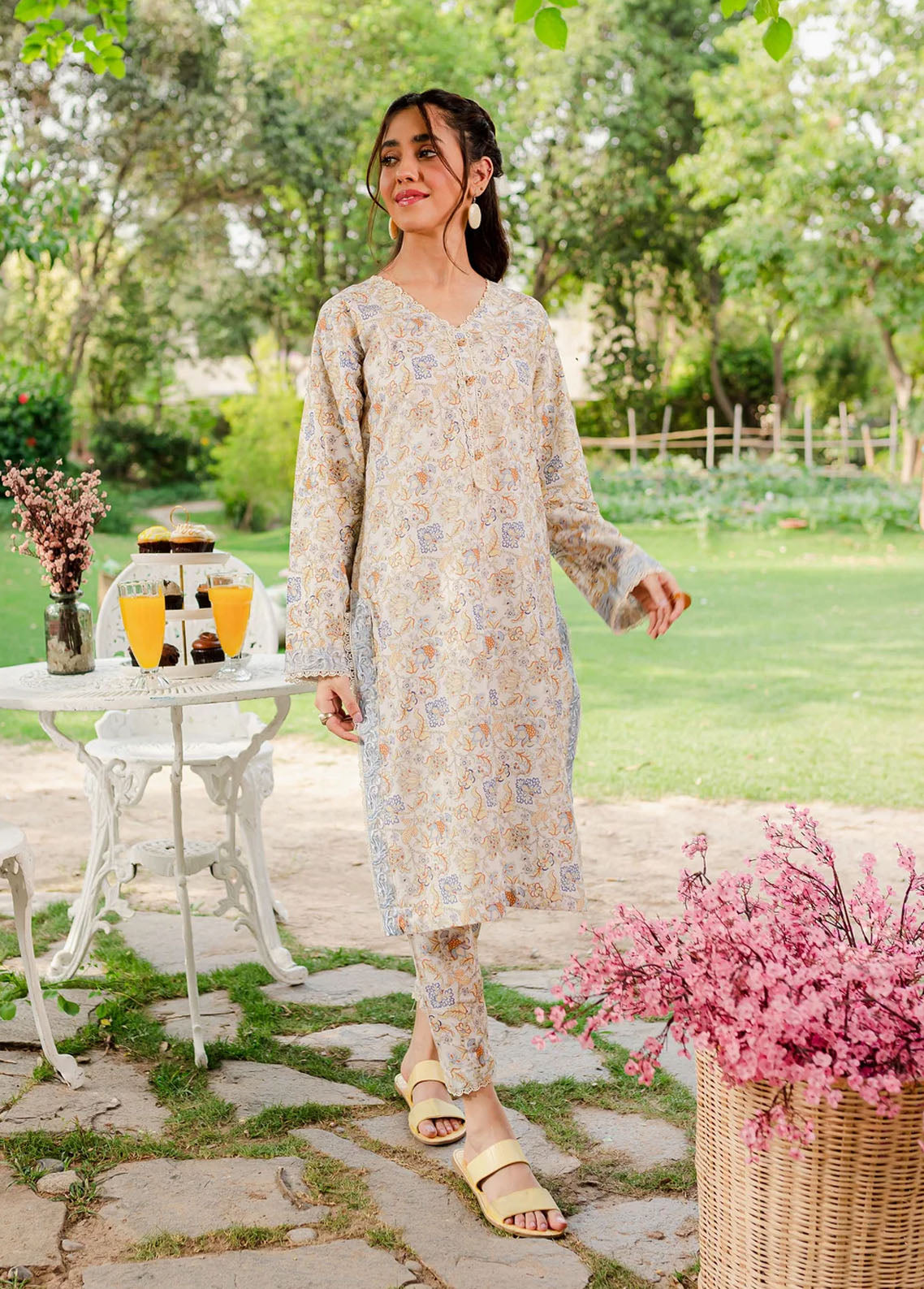 Naayas Pret Embroidered Lawn 2 Piece Suit NS23M Icemenia