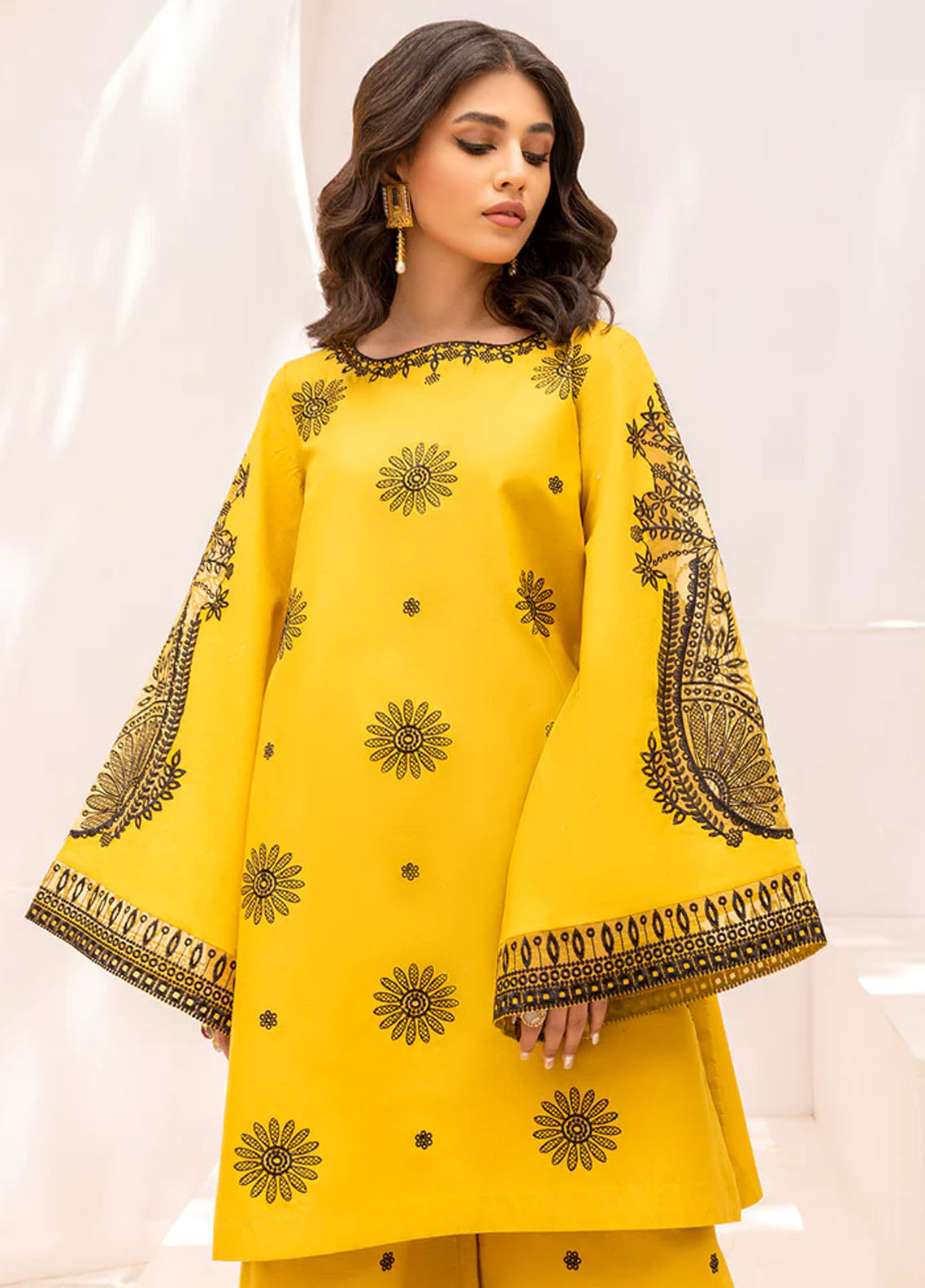 Mohagni Pret Embroidered Cotton 2 Piece Suit LEF-13