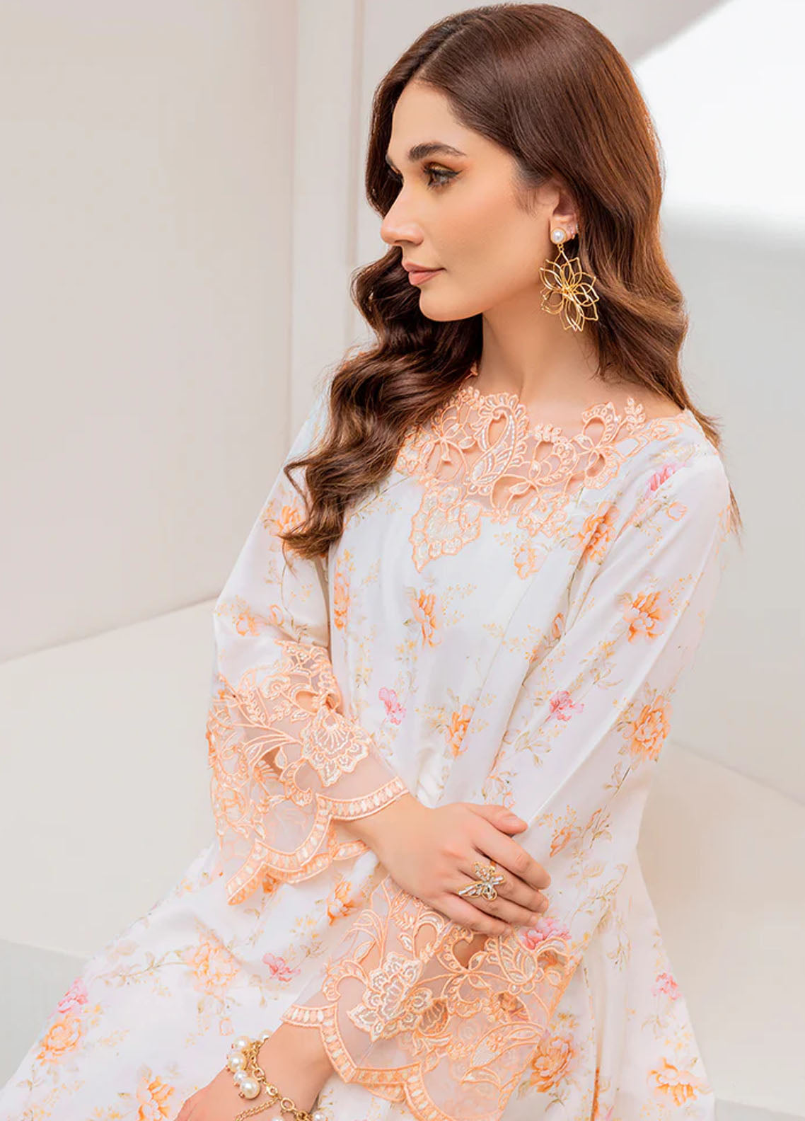 Mohagni Pret Embroidered Lawn 2 Piece Suit PLS-33