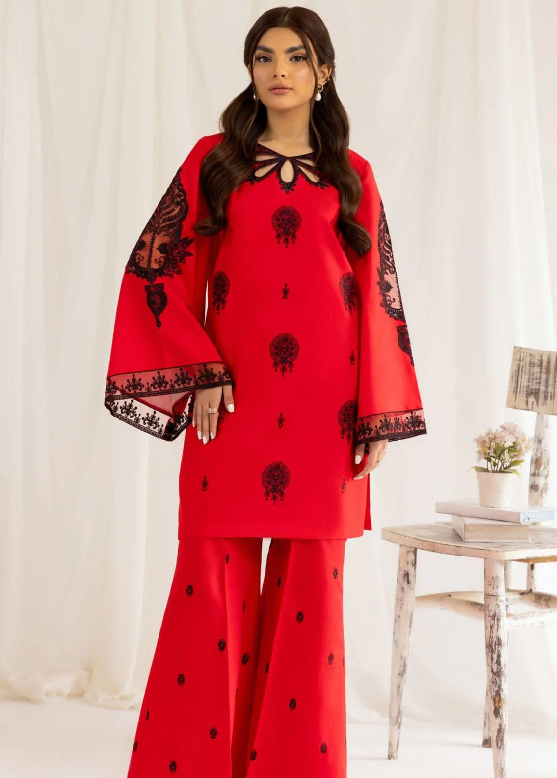 Mohagni Pret Embroidered Lawn 2 Piece Suit LEM-11