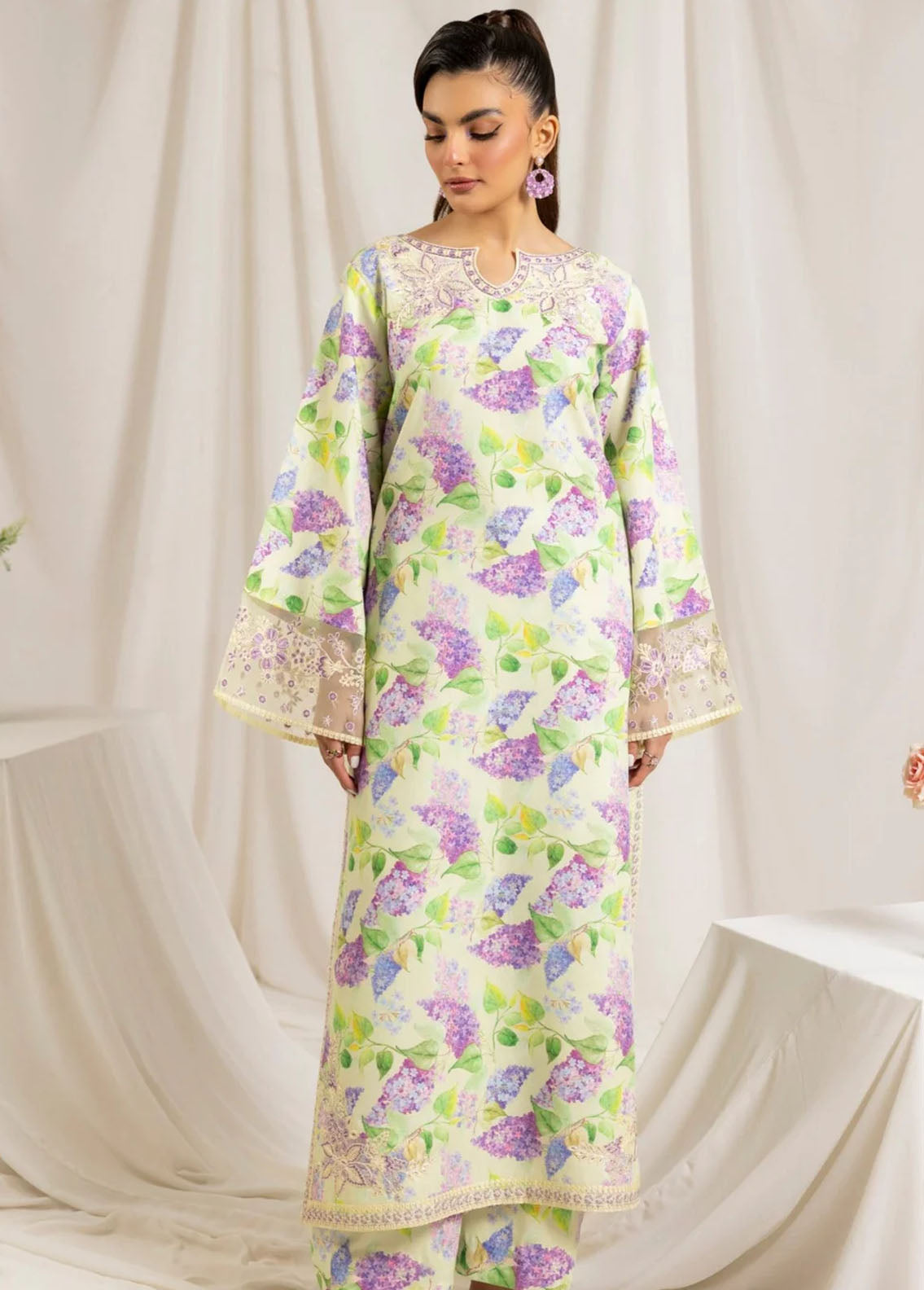 Mohagni Pret Embroidered Lawn 2 Piece Suit PLS-102