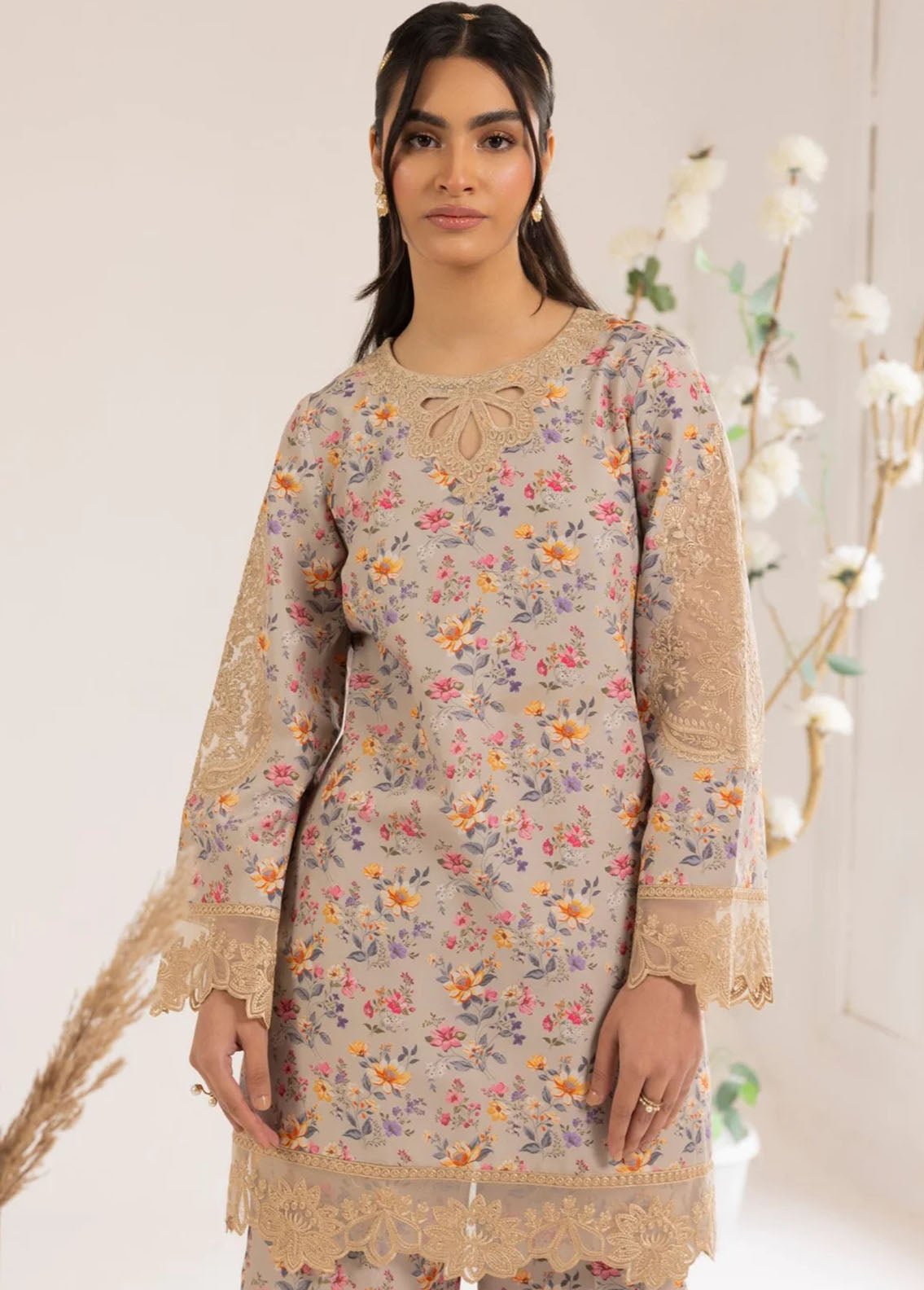 Mohagni Pret Embroidered Lawn 3 Piece Suit PLS-104