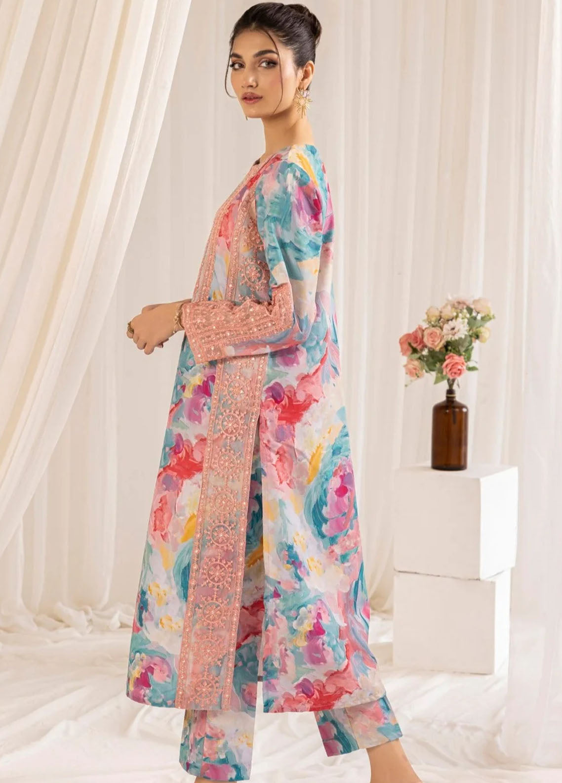 Mohagni Pret Embroidered Lawn 3 Piece Suit PLS-126