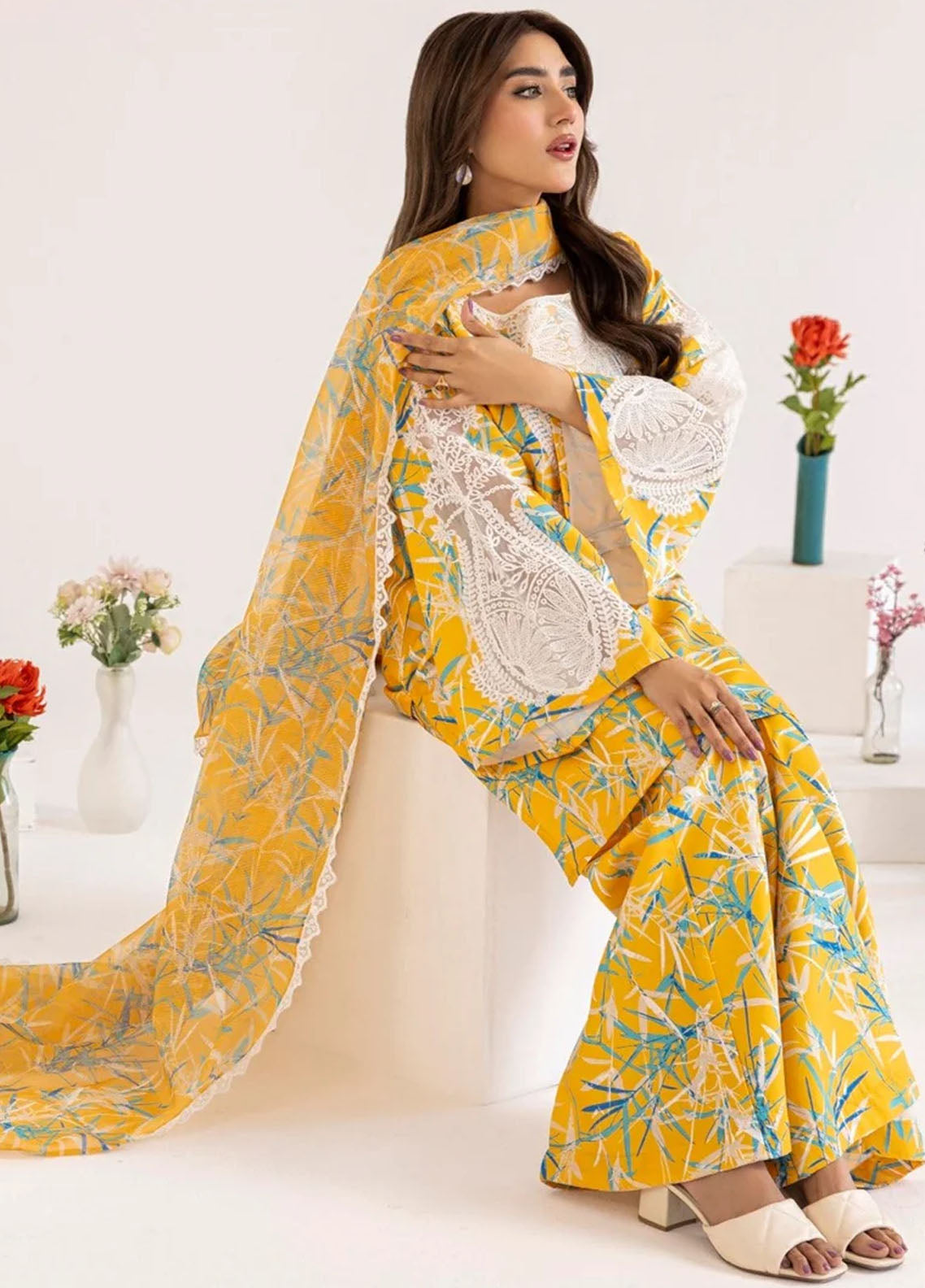 Mohagni Pret Embroidered Lawn 3 Piece Suit PLS-127