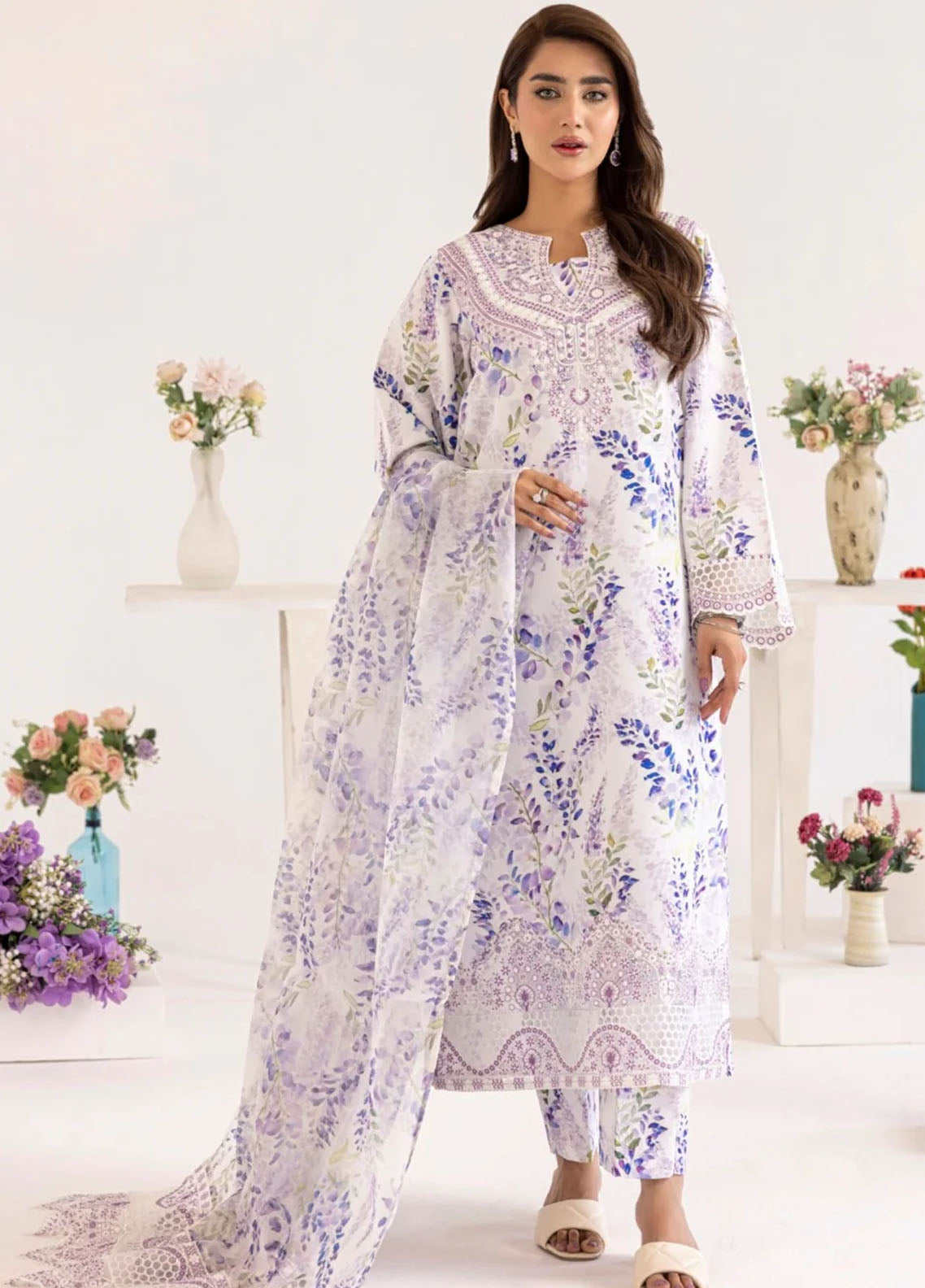 Mohagni Pret Embroidered Lawn 3 Piece Suit PLS-130