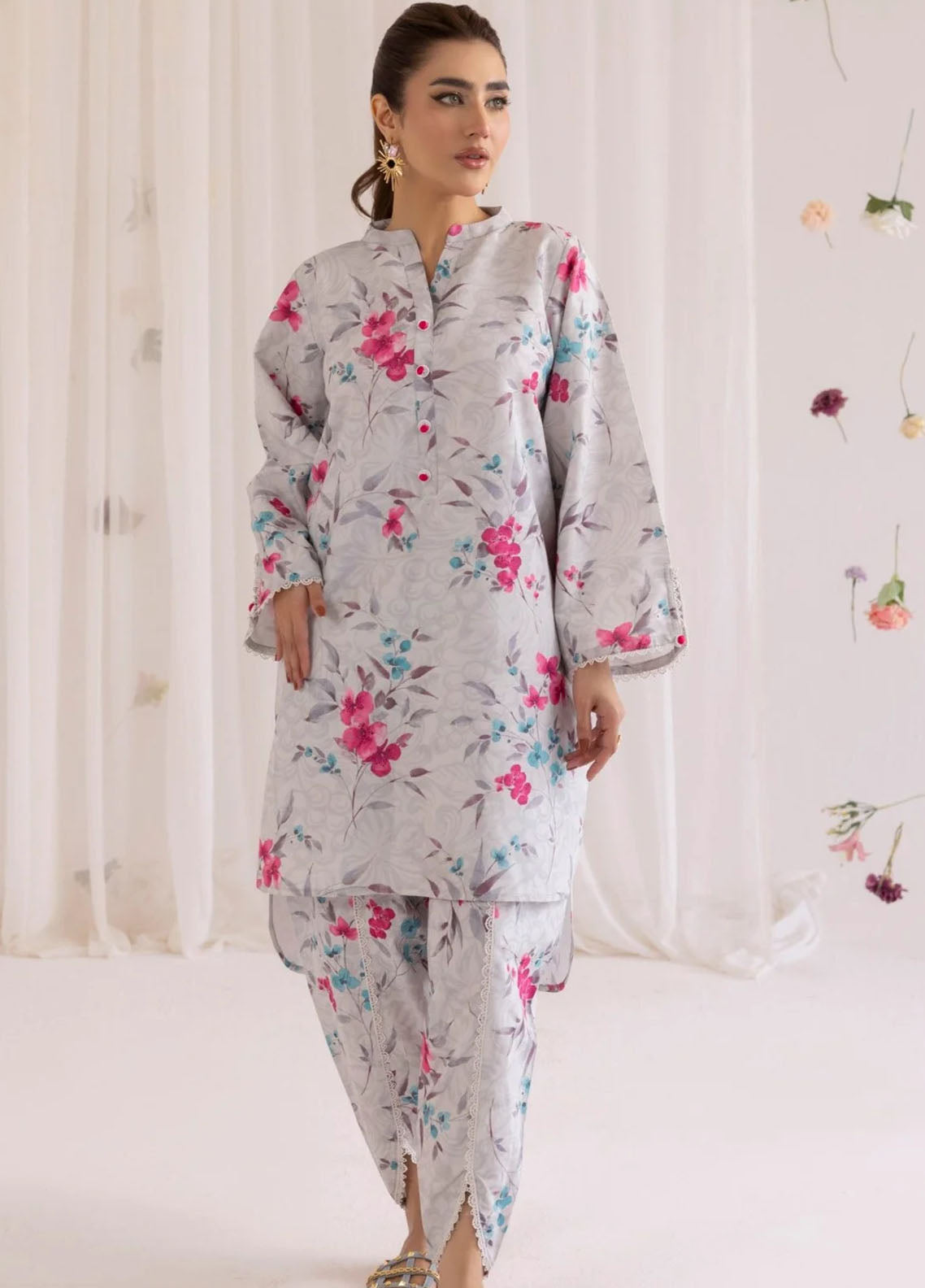 Mohagni Pret Printed Lawn 2 Piece Suit LPS-04