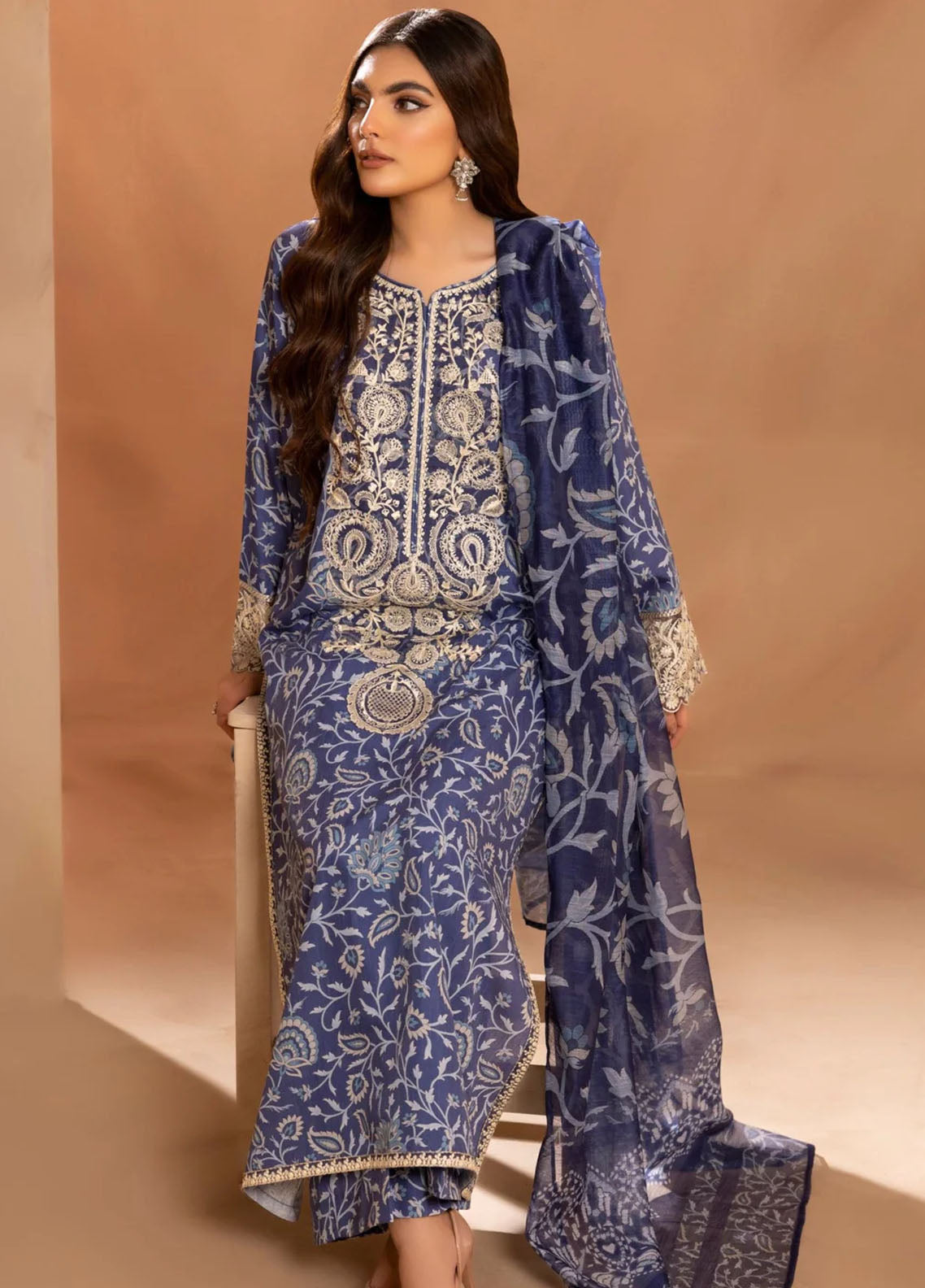 Mohagni Pret Embroidered Slub 3 Piece Suit SBLS-11