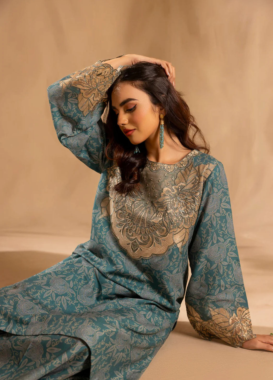 Mohagni Pret Embroidered Slub 2 Piece Suit SBLS-13