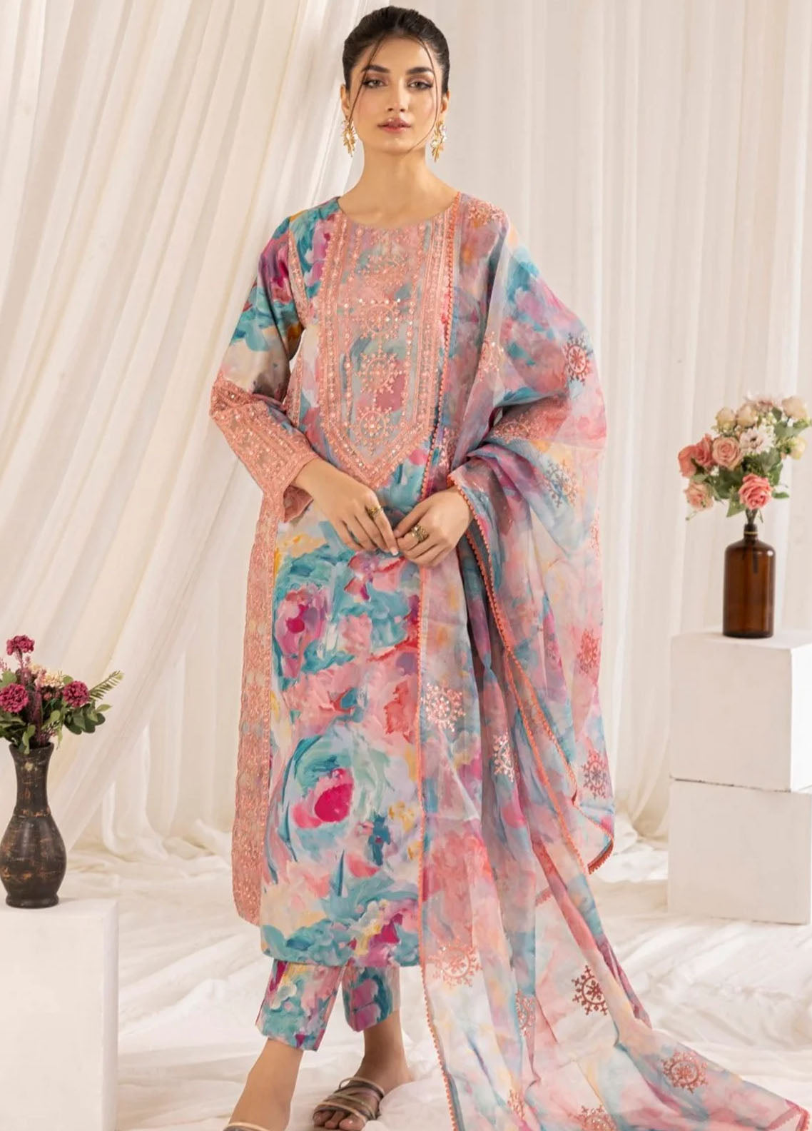 Mohagni Tulip Unstitched Lawn Collection 2024 PLS-126