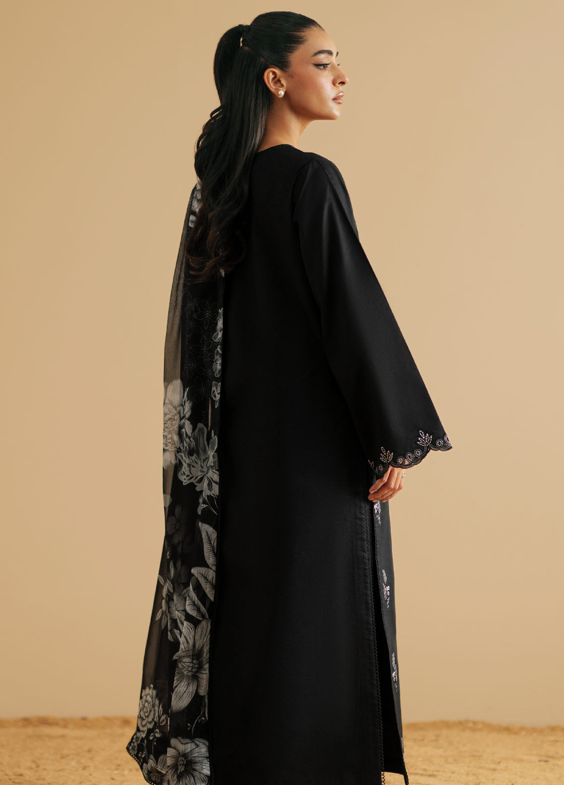 Monochrome by Seran Embroidered Lawn Suits Unstitched 3 Piece SN25MC D-01 Nyra