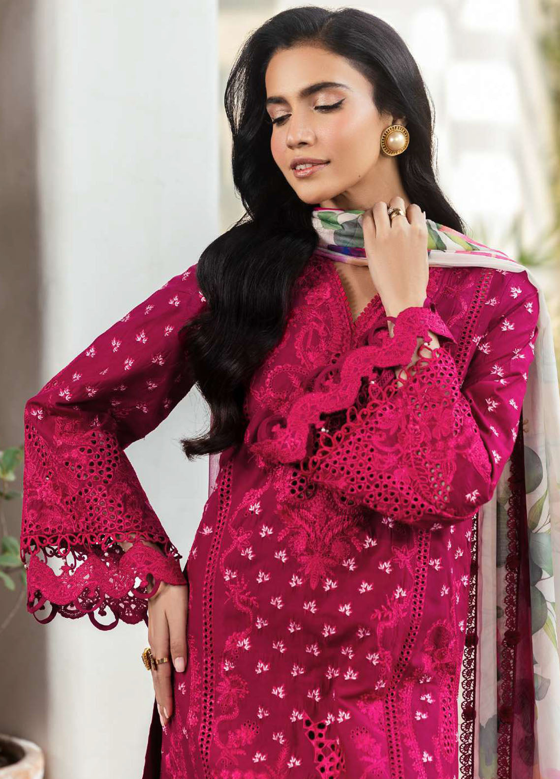 Motifz Embroidered Lawn Suits Unstitched 3 Piece MT25LL 5311 Liana