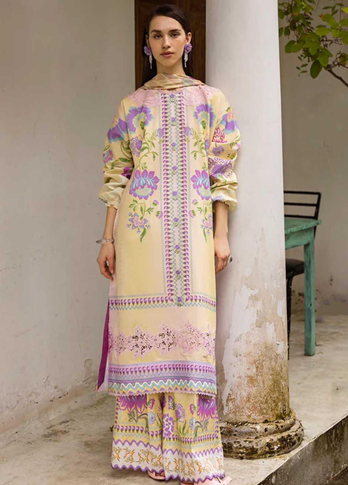 Mushq Embroidered Lawn Suits Unstitched 3 Piece D-2A Dulcina