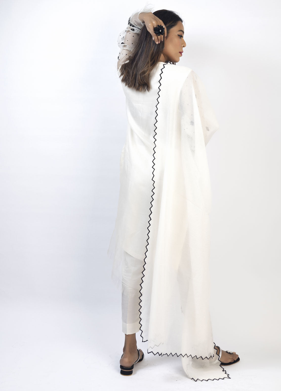 Muzains Luxury Pret Organza 3 Piece Dress MUZ22E MP-3061 (Pearl White)