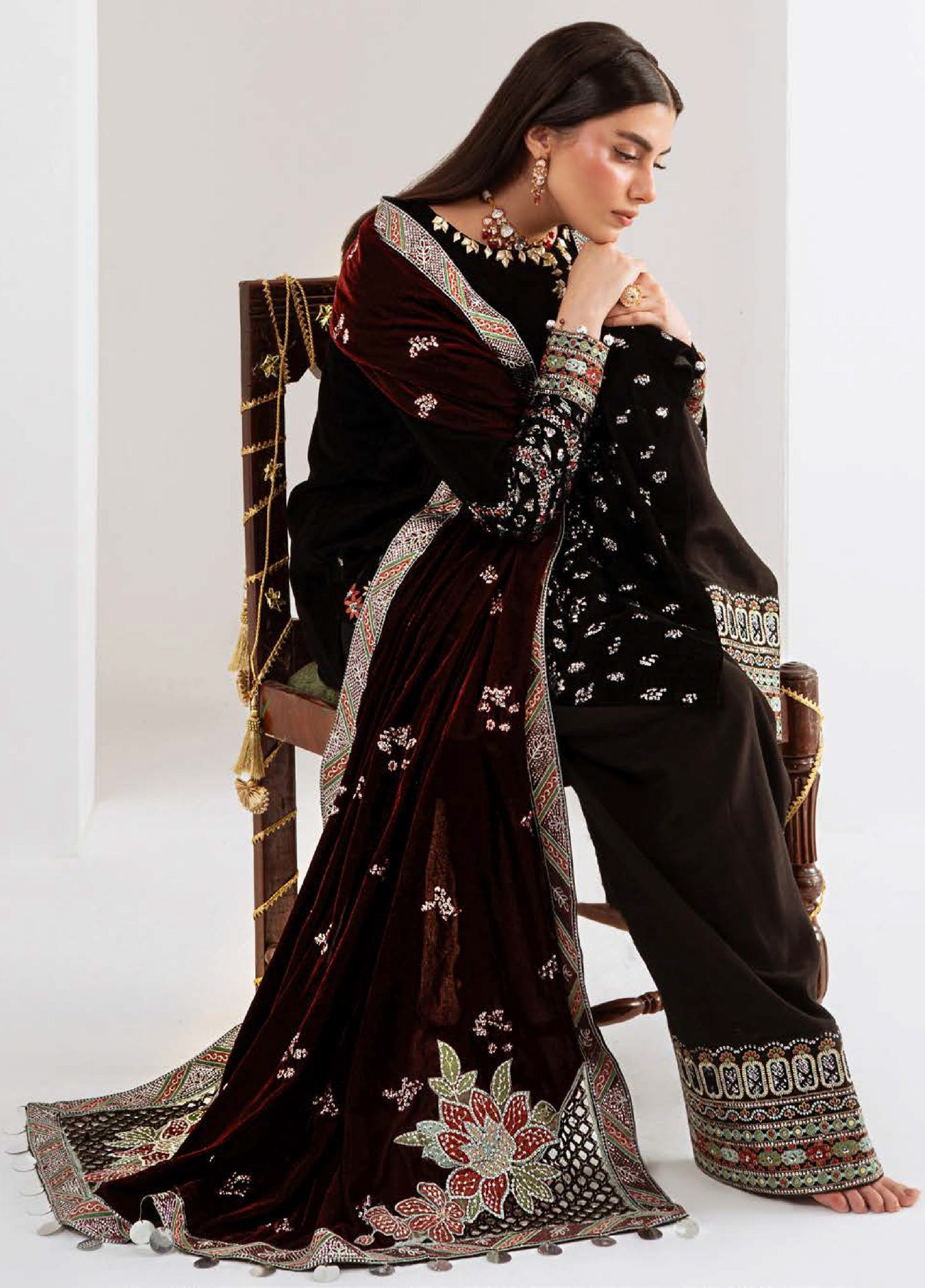 Maya by Nureh Unstitched Velvet Embroidered 3 Piece Suits NU25MV NW-113 - Festive Collection