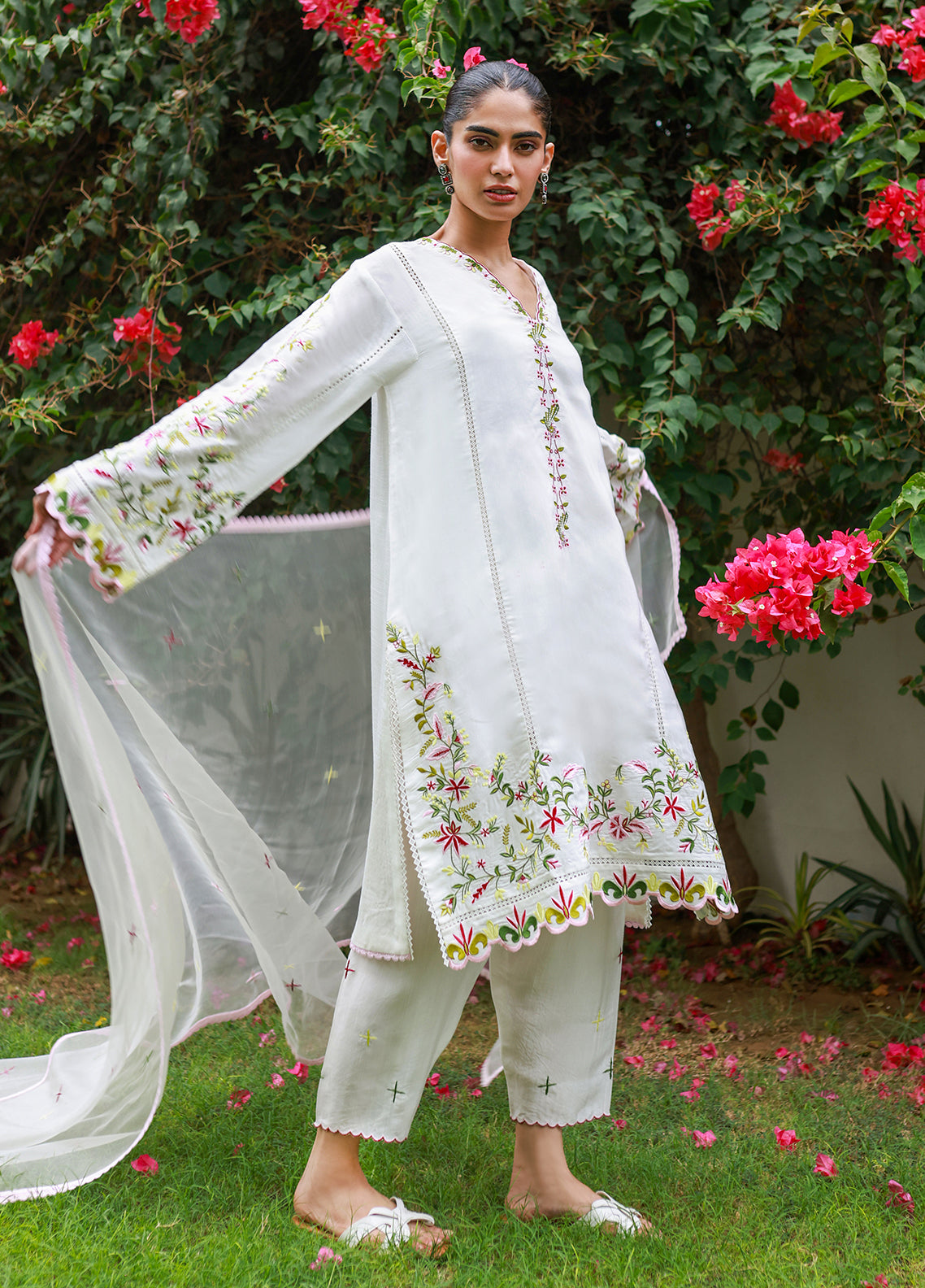 Nadia Khan Pret Embroidered Raw Silk 3 Piece Floral white