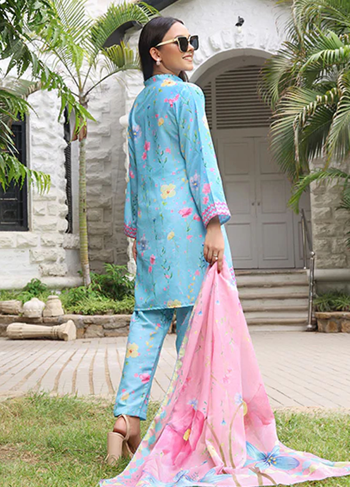 Nazmina Pret Casual Swiss Lawn 3 Piece Suit Loquacious LD-14